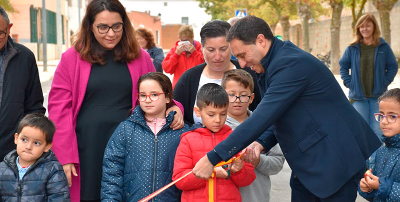 Concluyen las obras de mejora de la carretera que une Fuente de Pedro Naharro, El Acebrón y Torrubia del Campo